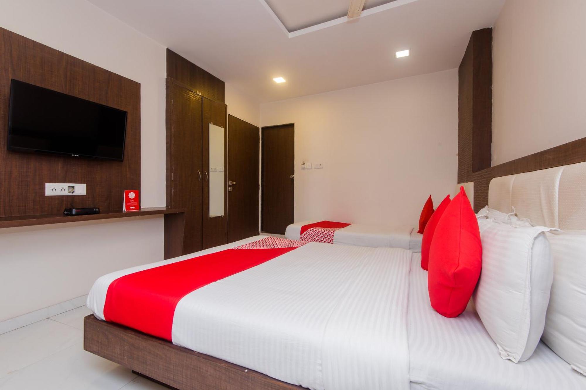 Hotel O Alfa Grand Near Chhatrapati Shivaji International Airport Bombaim Exterior foto